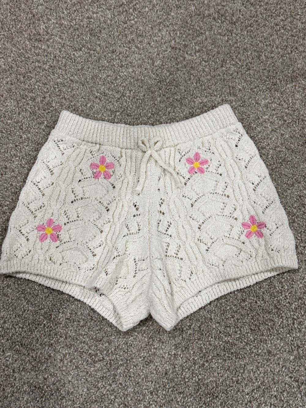 Zara Cream Knit Shorts with Pink Floral Appliqués